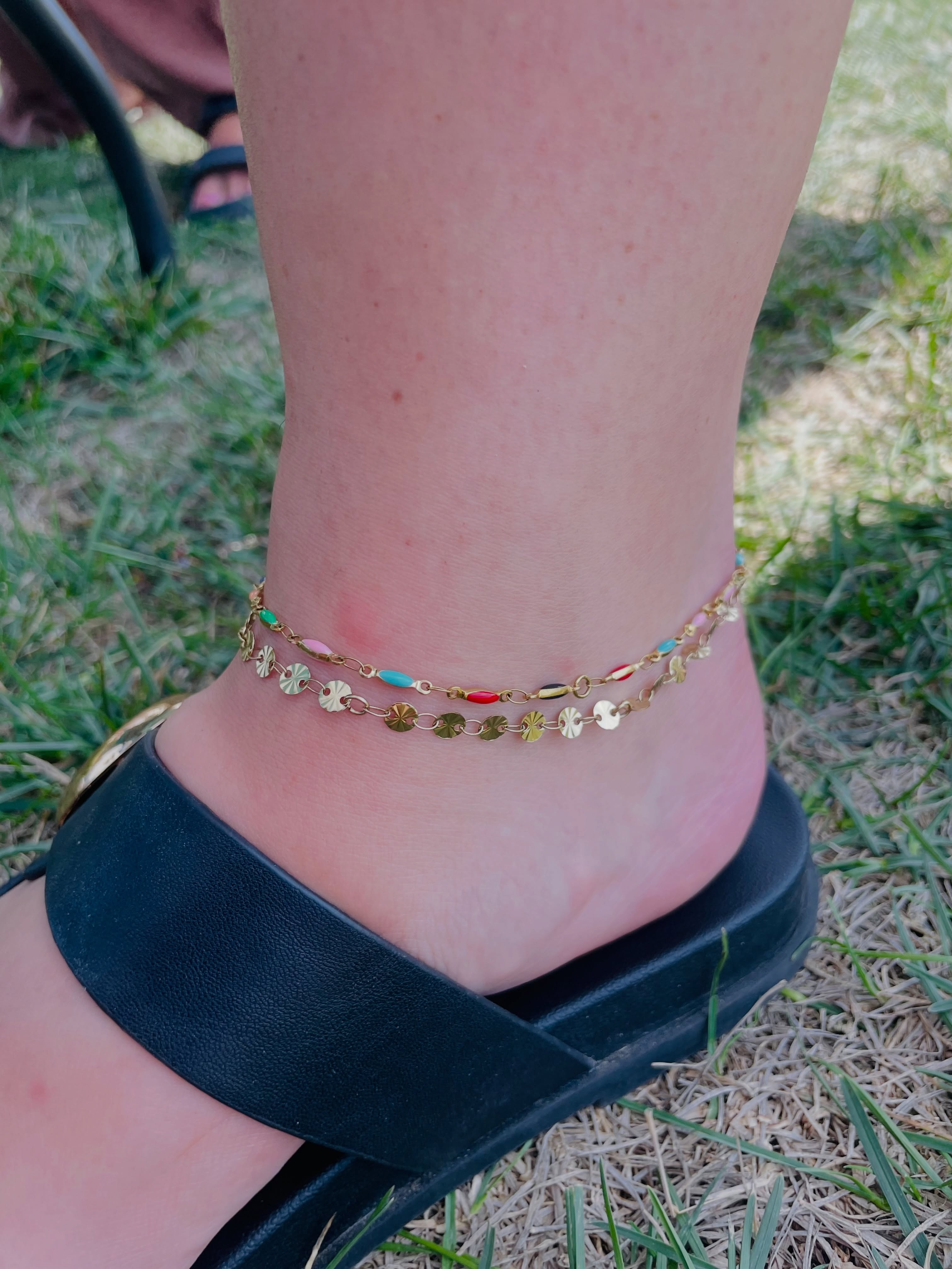 Had the most amazing day at @21brixwinery ✨! The weather was beautiful, the live music was great, and the ladies came out for their permanent jewelry! Lots of bracelets and anklets and glasses of wine. Loved seeing so many familiar faces again and connecting with lots of new women! See you again next Sunday from 1-5pm!